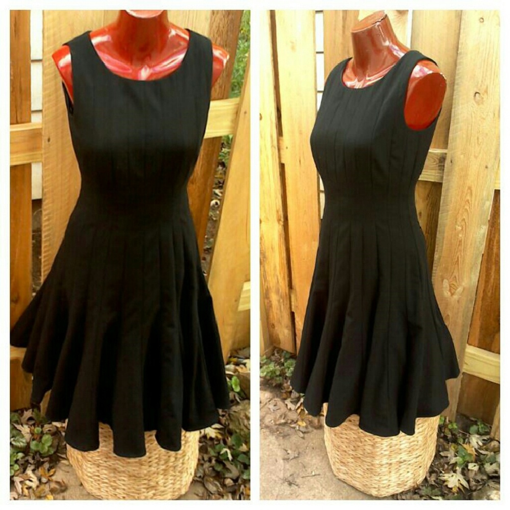 SALE - Calvin Klein Fit & Flare Dress - Closet Sale 🥳